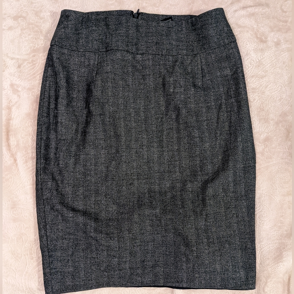 Mossimo Grey Pencil Skirt Size 8 Office Wear Lined